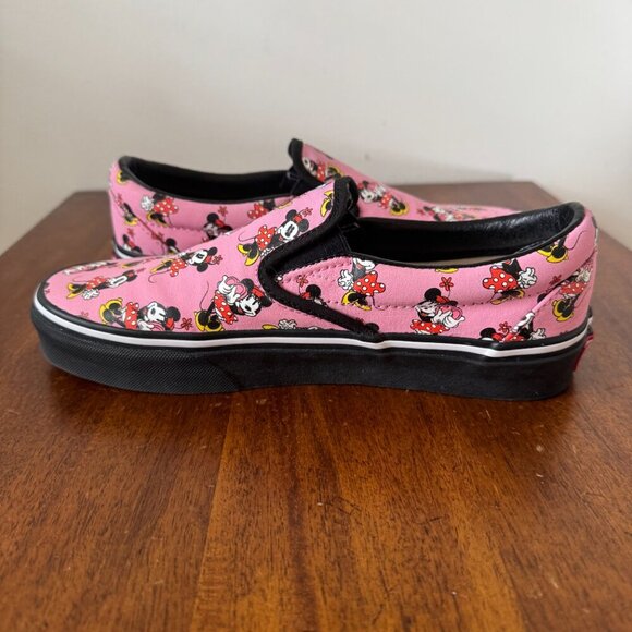 Vans Minnie Mouse Custom Shoes - Picture 4 of 13
